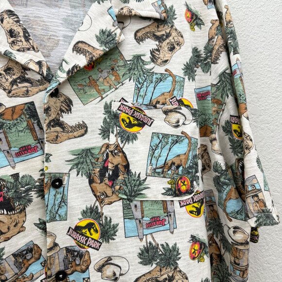 Jurassic Park Universal Studios Dino Print Short Sleeve Button Up Shirt Mens XXL - Picture 3 of 9